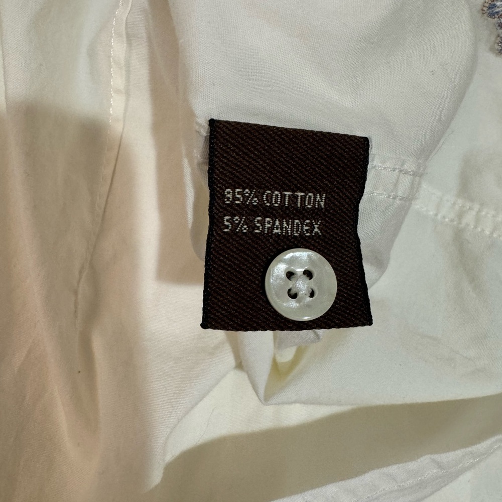 7 DIAMONDS Embroidered Button Down Top - Picture 6 of 7
